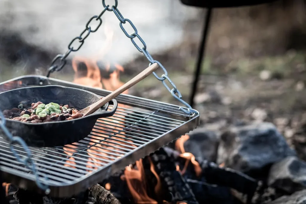 Fire pan with two handles