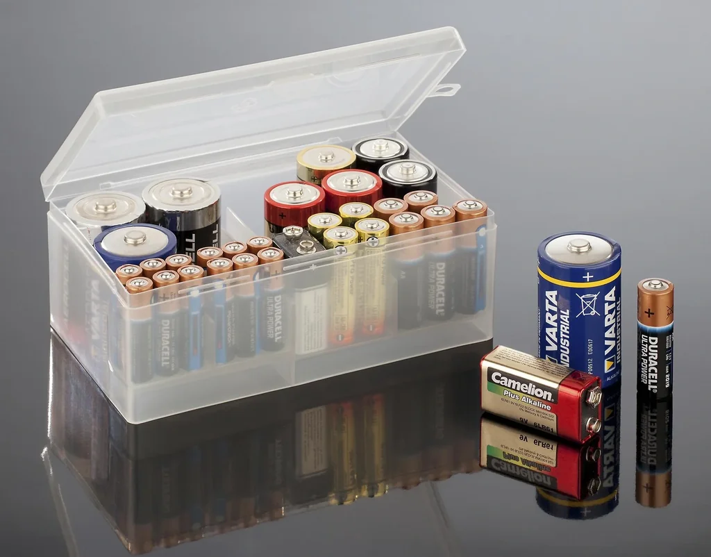 Battery storage box