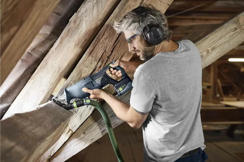 Cordless reciprocating saw RSC 18 EB-Basic