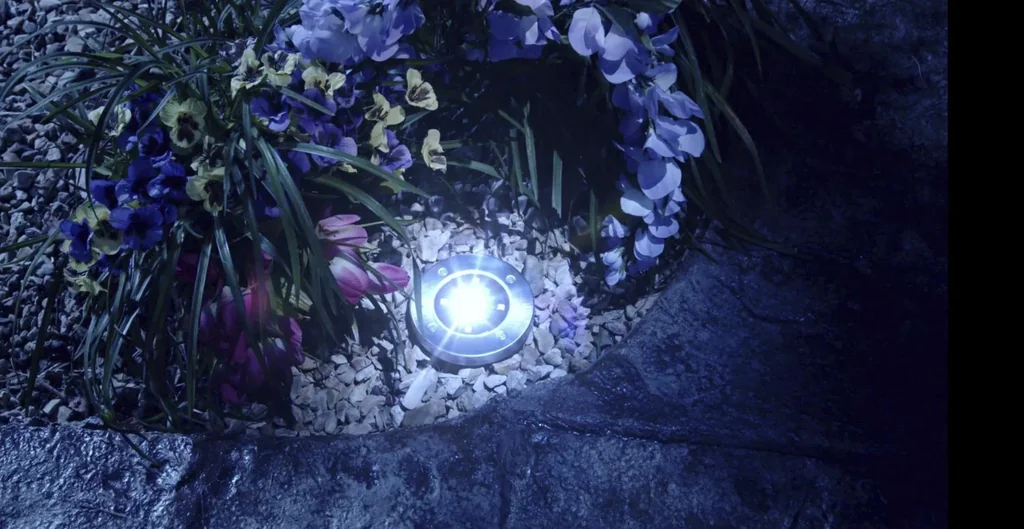 LED Solar Light Disk Lights - 8 pieces