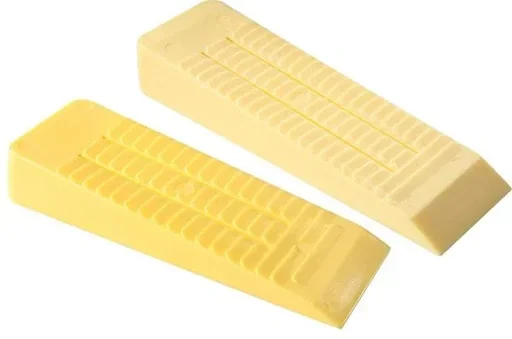"Follow-up wedge and felling wedge in a set - Forestry supplies image"