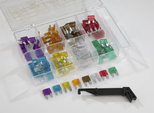 "Mini blade fuses in a set image"
