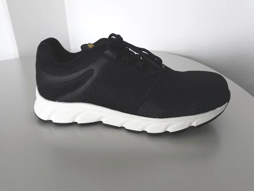 "S1P safety shoe, color black, size 41 image"