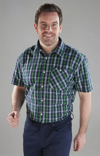 "Casual shirt, short sleeve, checked design, color-sorted, size 39/40 image"