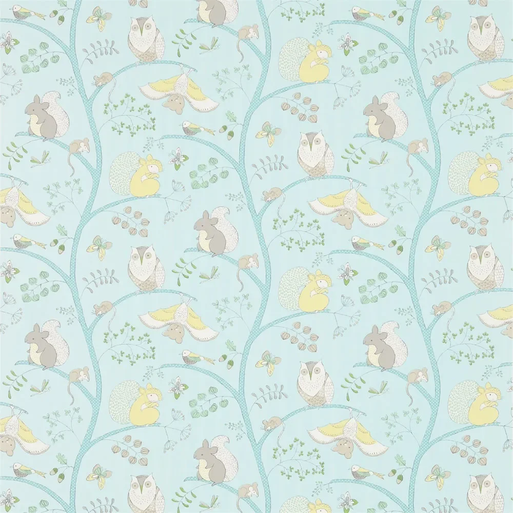"Little Sanderson Abracazoo Tissu à motif animaux dans les arbres bleu clair image"
