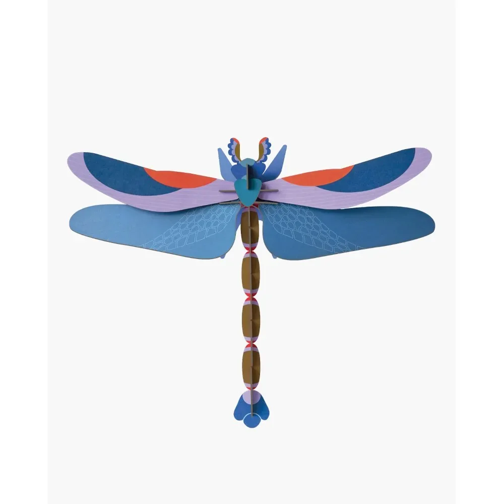 "studio ROOF 3D libellule bleu carton image"