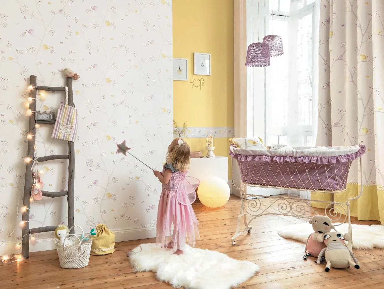 "Casadeco My Little World papier peint petits oiseaux marron rose image"