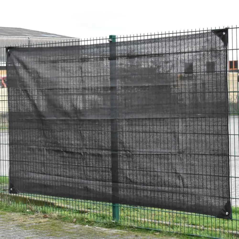 "Filet brise-vue chantier noir 1,80m x 3,45m, Filet de protection chantier HDPE image"