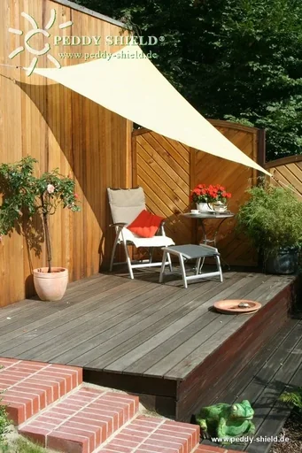 "Voile d'ombrage triangulaire HDPE blanc crème 300 x 300 x 300 cm image"