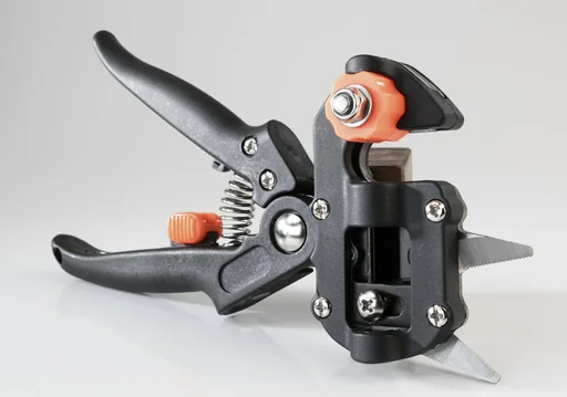 "Kit de greffage avec 2 lames Omega de rechange, outil de conversion et pochette de rangement de haute qualité image"