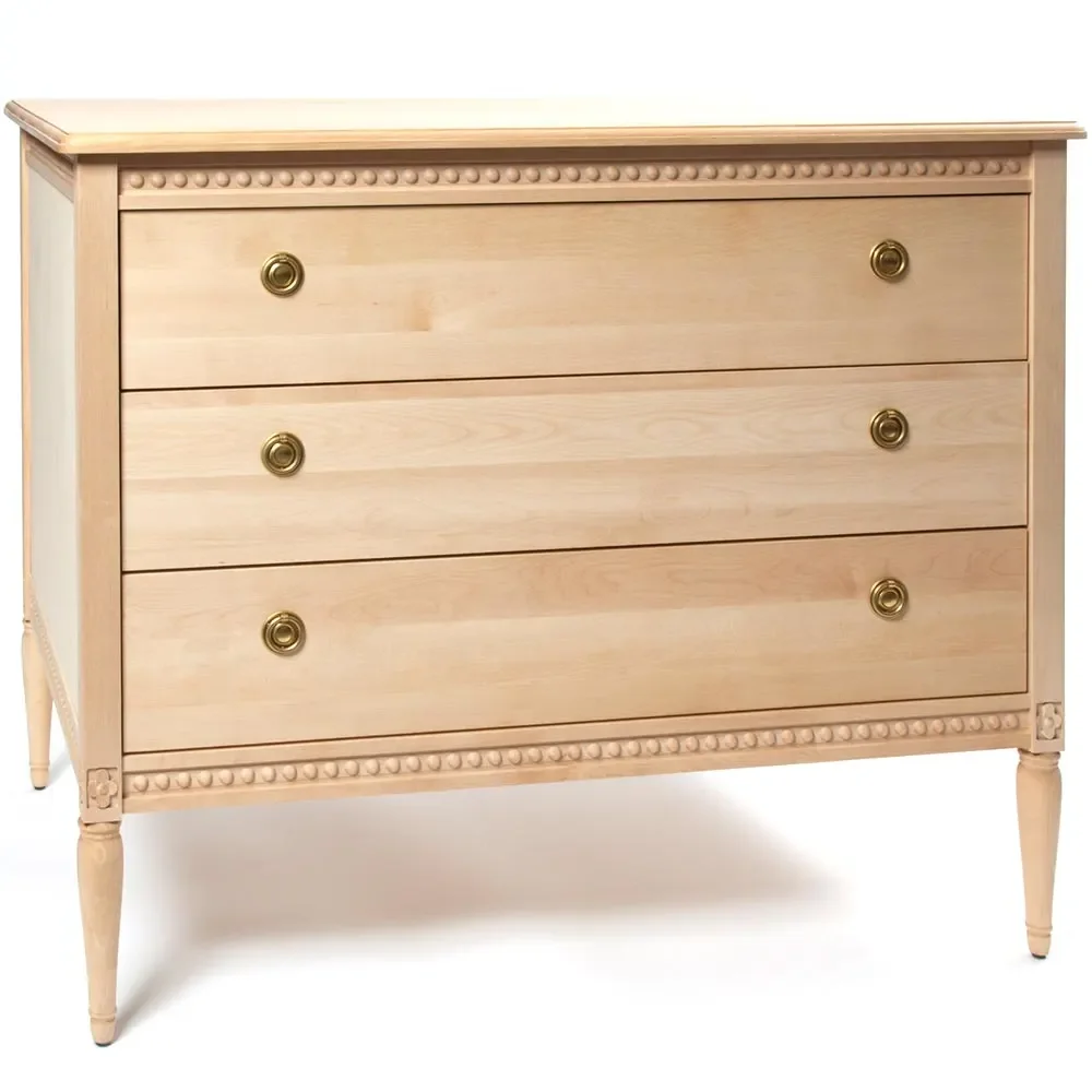 "Gustavienne Commode nature image"
