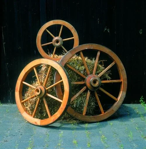 "Small wagon wheel - Ø 50 cm image"