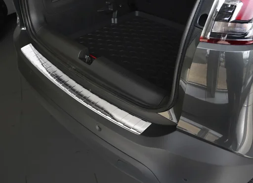 "Stainless steel loading sill protection for Opel Crossland X - built in 2017 > image"