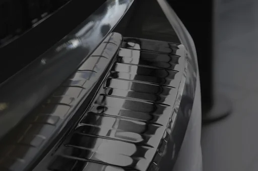 "Stainless steel loading sill protector for Opel Insignia B Sports Tourer (station wagon) - graphite / black, built from 2017> image"