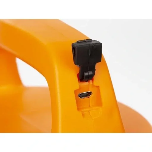 "Accu Pressure Washer - 8L - With carrying strap image"
